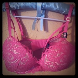 Very sexy strappy Victoria secret push up bra